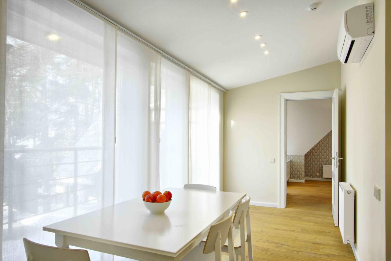 Melody Apartments Jūrkalne Екстериор снимка