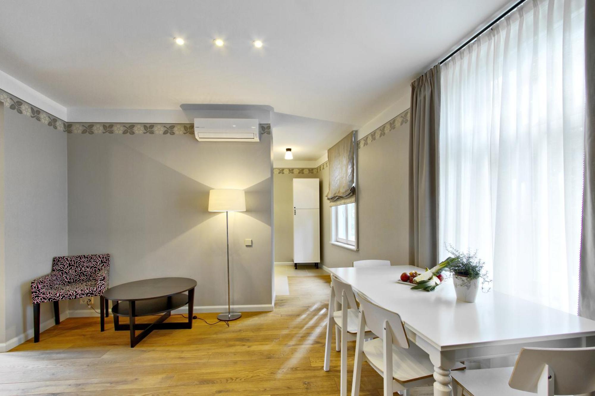 Melody Apartments Jūrkalne Екстериор снимка