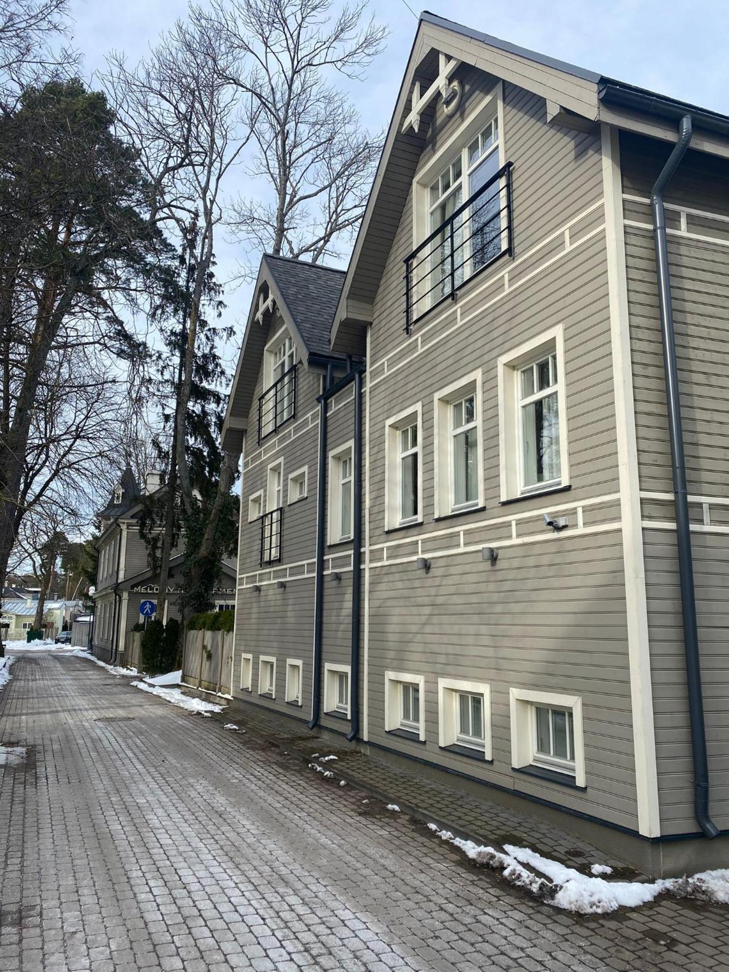 Melody Apartments Jūrkalne Екстериор снимка